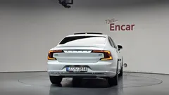 2023 Volvo S90 B5 Ultimate Bright, белый — фото 4