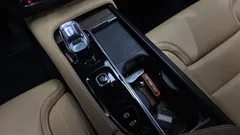 2023 Volvo S90 B5 Ultimate Bright, белый — фото 9