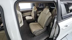 2023 Kia Carnival Gasoline 9-Seater Prestige, белый — фото 12