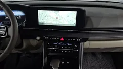 2023 Kia Carnival Gasoline 9-Seater Prestige, белый — фото 14
