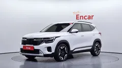2024 Kia Seltos Gasoline 1.6 Turbo 2WD, белый — фото 1