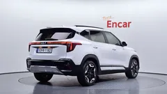 2024 Kia Seltos Gasoline 1.6 Turbo 2WD, белый — фото 2
