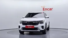 2024 Kia Seltos Gasoline 1.6 Turbo 2WD, белый — фото 3