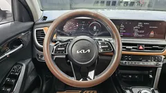 2024 Kia Seltos Gasoline 1.6 Turbo 2WD, белый — фото 13