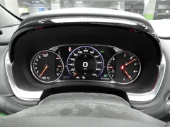 2023 Chevrolet Traverse 3.6 AWD Redline, белый — фото 8