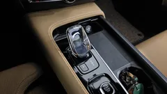 2022 Volvo S90 B6 AWD Inscription, белый — фото 9