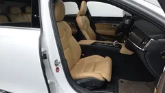 2022 Volvo S90 B6 AWD Inscription, белый — фото 11