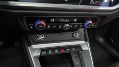 2023 Audi Q3 35 TDI Premium Sportback, серый — фото 17