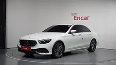 2022 Mercedes-Benz E-Class E350 4MATIC Avantgarde, белый — фото 1