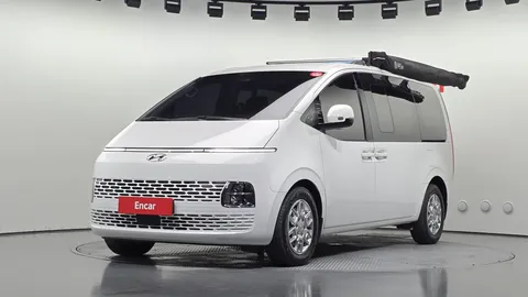 2023 Hyundai Staria L3.5 Cargo 5-Seater