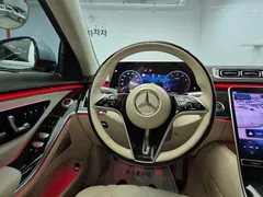 2022 Mercedes-Benz S-Class Maybach S580 4MATIC, серебристый — фото 9