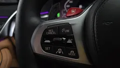 2022 BMW 5-Series 520i M Sport, серый — фото 17
