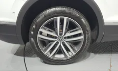 2023 Volkswagen Tiguan 2.0 TSI Prestige, белый — фото 5
