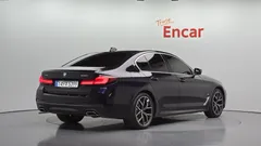 2023 BMW 5-Series 530i xDrive M Sport Package, чёрный — фото 2