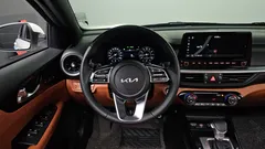 2022 Kia K3 1.6, белый — фото 12