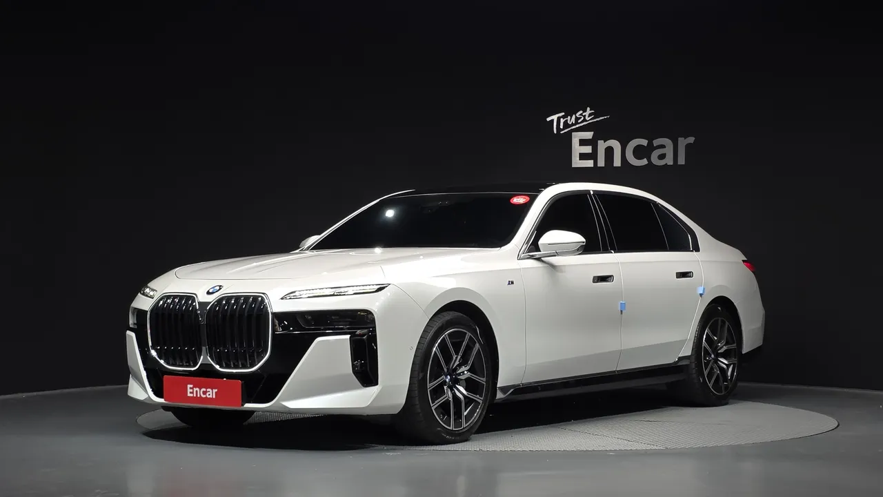 2023 BMW 7-Series 740i sDrive M Sport