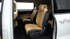 2023 Kia Carnival Gasoline 9-Seater Noblesse, белый — фото 17