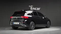 2022 Volkswagen Golf 2.0 TDI Prestige, чёрный — фото 2