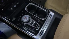2023 Kia Carnival Diesel 9-Seater Signature, белый — фото 9