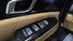 2023 Kia Carnival Diesel 9-Seater Signature, белый — фото 16
