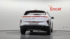 2023 Hyundai Kona Gasoline 1.6 Turbo 2WD, белый — фото 4