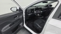 2023 Hyundai Kona Gasoline 1.6 Turbo 2WD, белый — фото 10