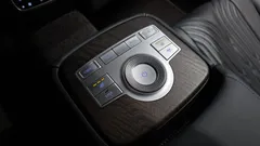 2022 Genesis G80 Gasoline 2.5 Turbo 2WD, серый — фото 16