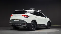 2023 Kia Sportage Gasoline 1.6 Turbo 2WD, белый — фото 2