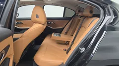 2023 BMW 3-Series 320i, чёрный — фото 12