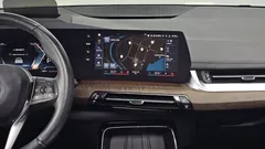 2022 BMW 2-Series 218d Luxury, белый — фото 15