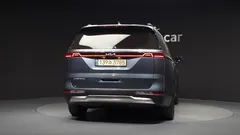 2023 Kia Carnival Diesel 7-Seater Signature, серый — фото 4