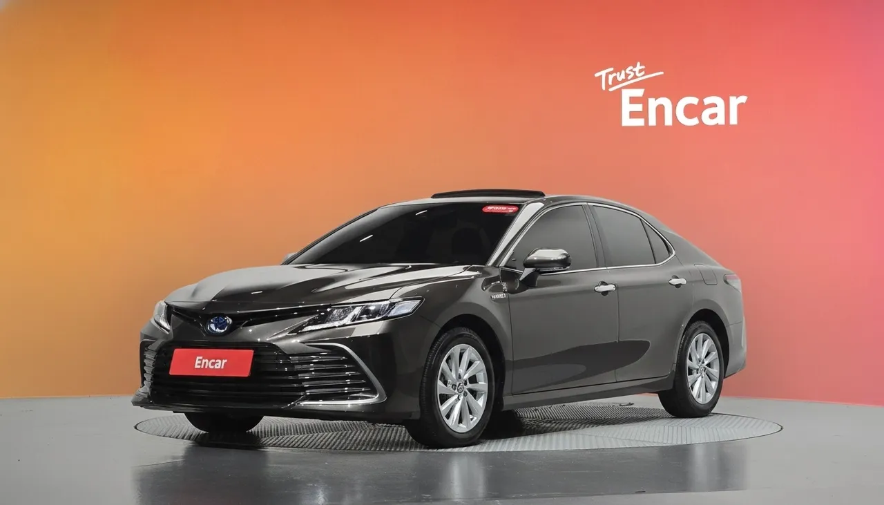 2023 Toyota Camry 2.5 LE Hybrid