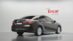 2023 Toyota Camry 2.5 LE Hybrid, коричневый — фото 2