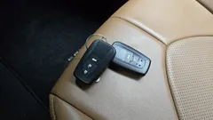 2023 Toyota Camry 2.5 LE Hybrid, коричневый — фото 16