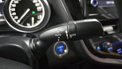 2023 Toyota Camry 2.5 LE Hybrid, коричневый — фото 20