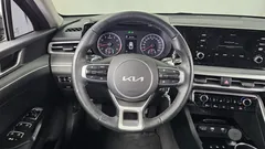 2023 Kia K5 2.0, чёрный — фото 13