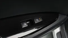 2022 Kia Sportage Gasoline 1.6 Turbo 2WD, белый — фото 17