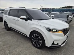 2023 Kia Carnival Diesel 9-Seater Signature, белый — фото 3