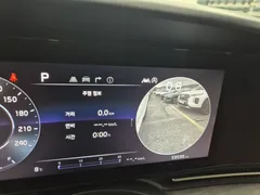 2023 Kia Carnival Diesel 9-Seater Signature, белый — фото 15
