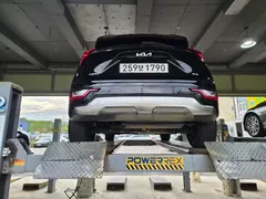 2023 Kia Niro Prestige, чёрный — фото 2
