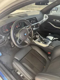 2022 BMW 3-Series 320i M Sport, белый — фото 9