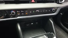2023 Kia Sportage Gasoline 1.6 Turbo 2WD, белый — фото 19