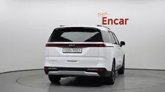 2023 Kia Carnival Gasoline 9-Seater Prestige, белый — фото 4