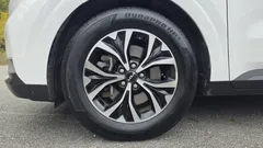 2023 Kia Carnival Gasoline 9-Seater Prestige, белый — фото 5