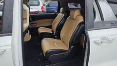 2023 Kia Carnival Gasoline 9-Seater Prestige, белый — фото 11