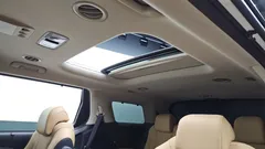 2023 Kia Carnival Diesel 9-Seater Signature, белый — фото 20