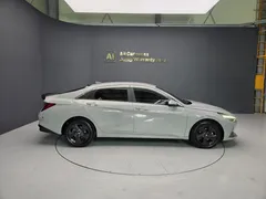2023 Hyundai Avante 1.6, серо-серебристый — фото 5
