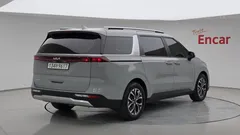 2023 Kia Carnival Diesel 9-Seater Prestige, серо-серебристый — фото 2