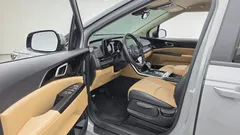 2023 Kia Carnival Diesel 9-Seater Prestige, серо-серебристый — фото 10