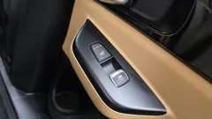 2023 Kia Carnival Diesel 9-Seater Prestige, серо-серебристый — фото 19